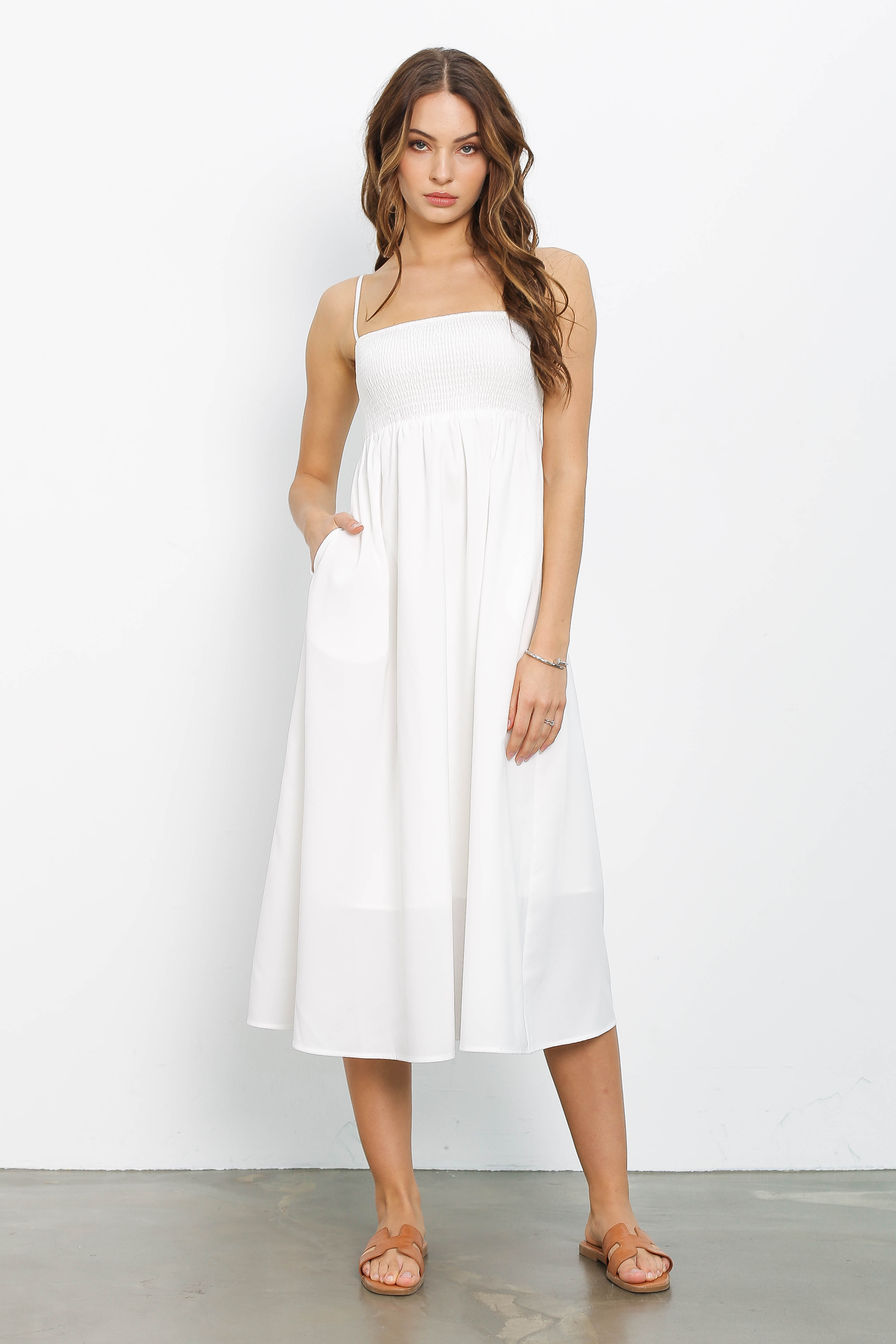 SHARON SMOCKED MAXI (WHITE)