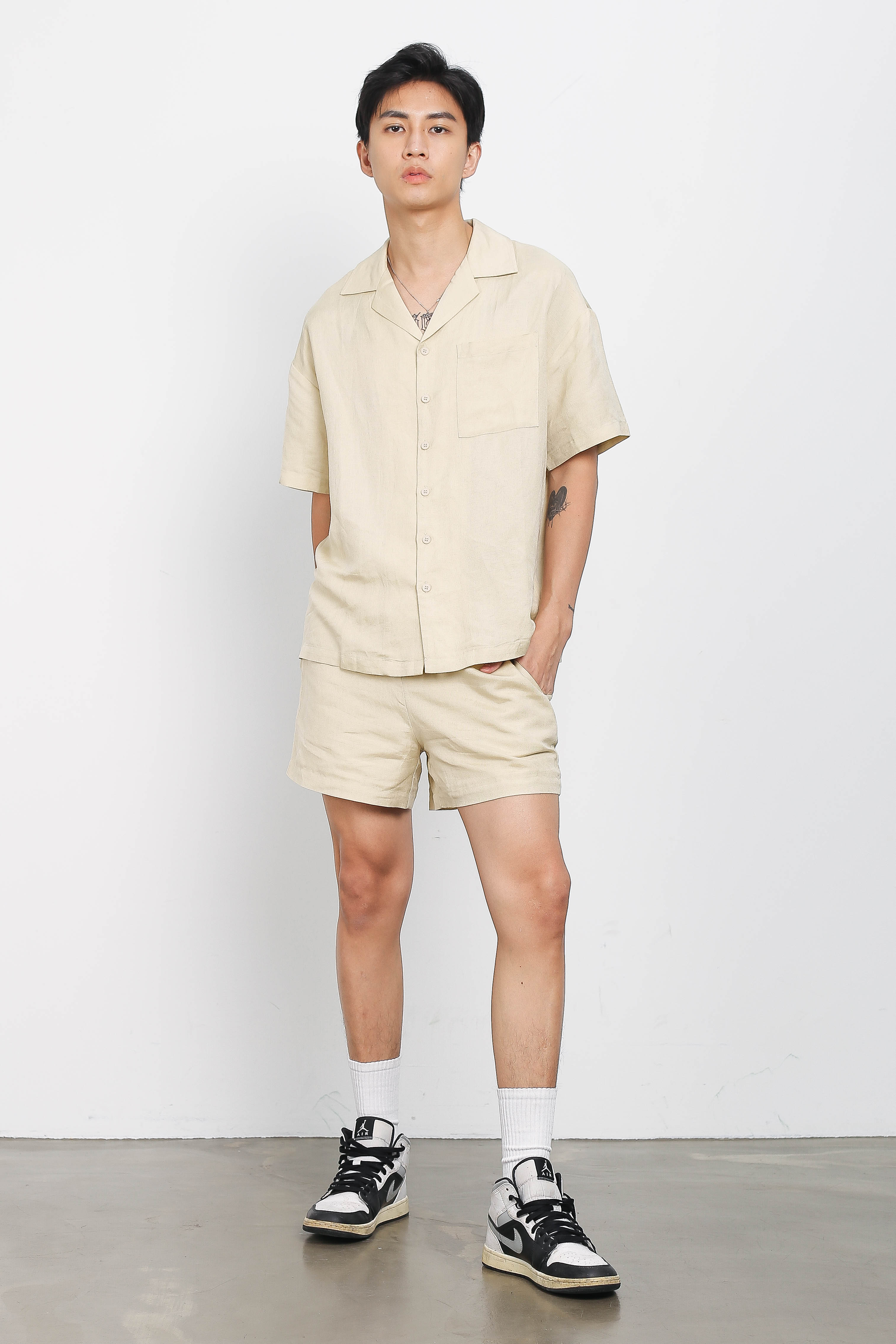 LIONEL LINEN SHORTS (KHAKI)