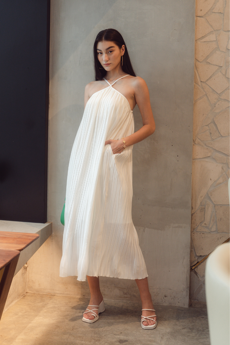 PETRA PLEATED DRESS (WHITE) 