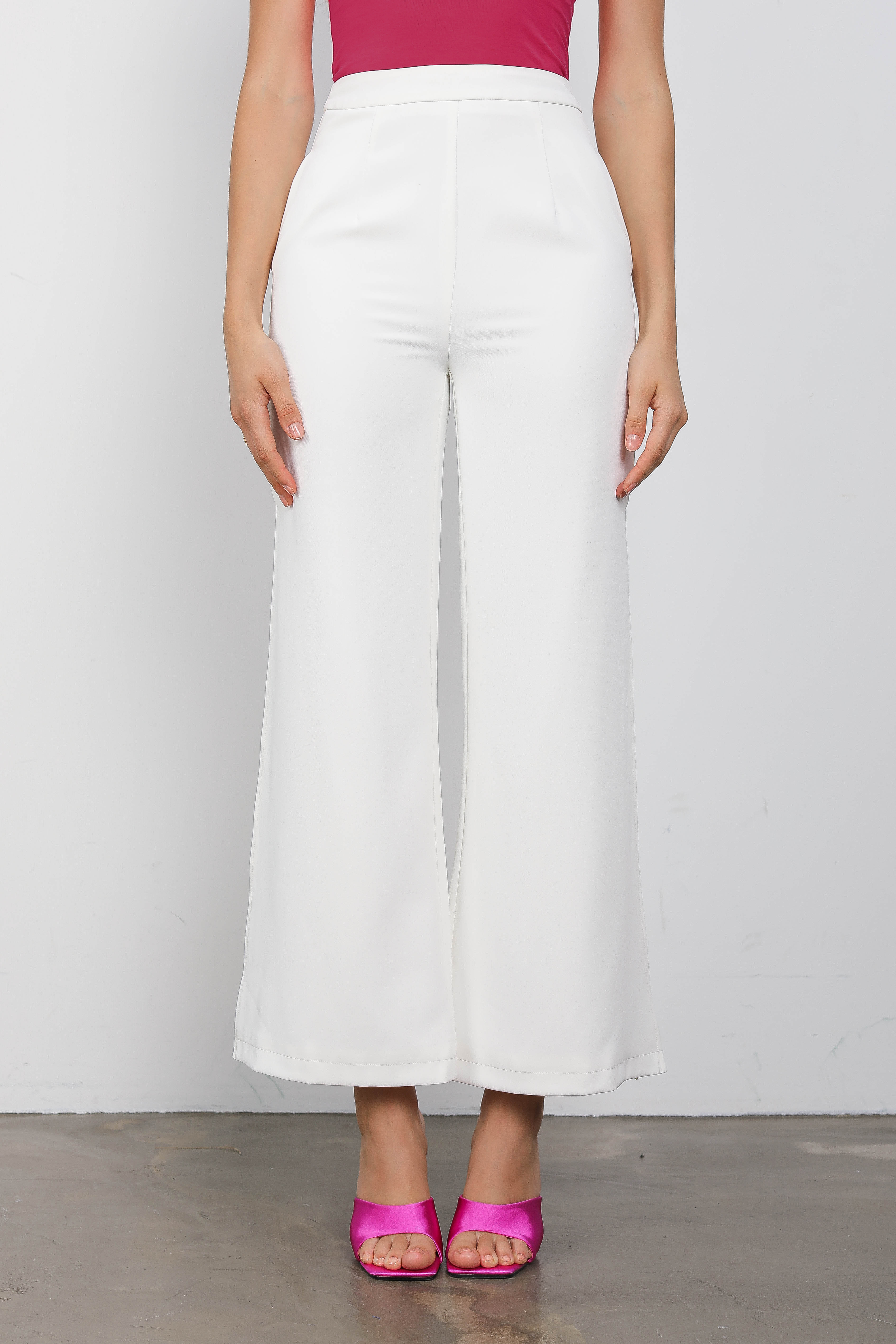 TYSON THIGH SLIT PANTS (WHITE)