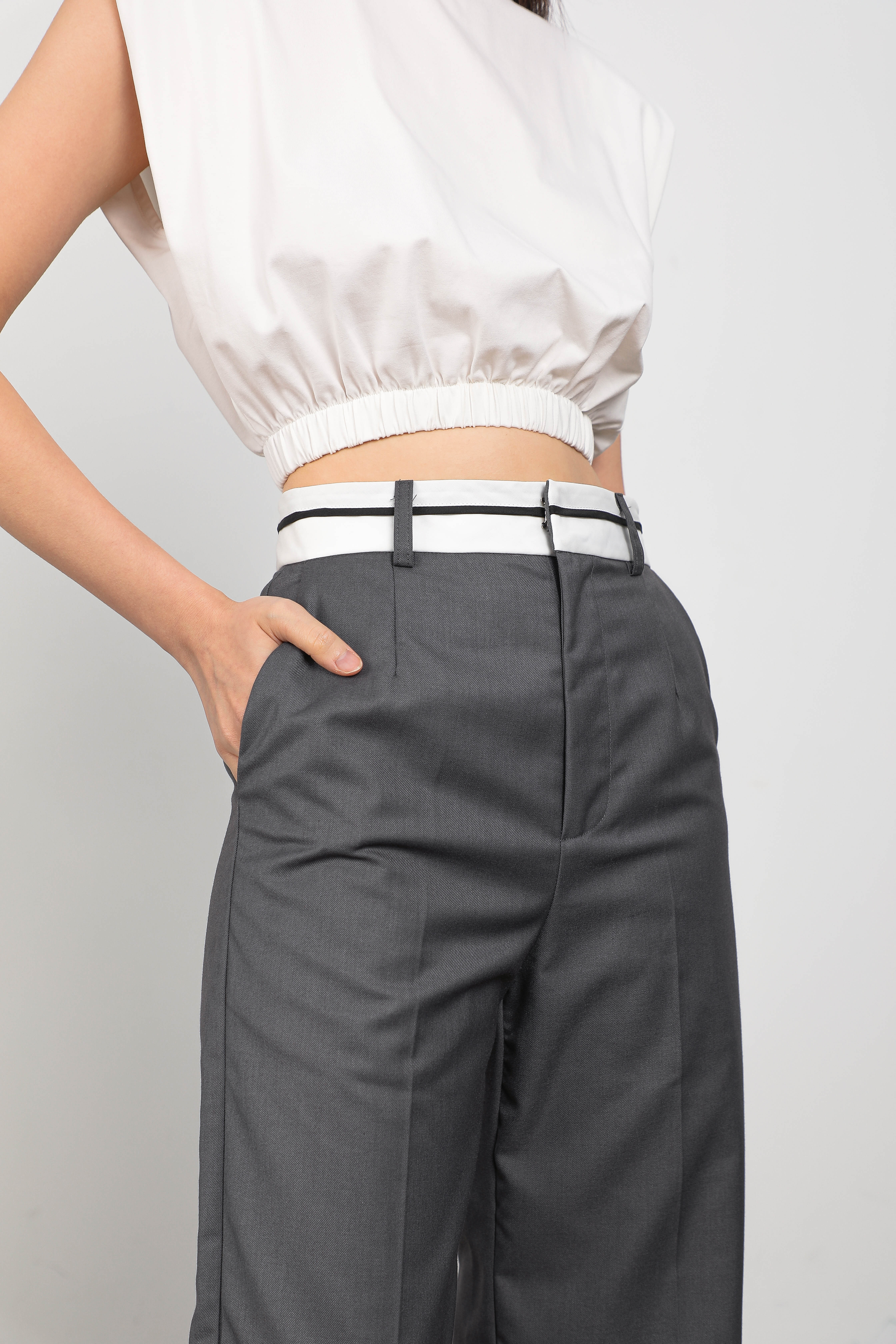 CONTRABAND PANTS (DARK GREY)