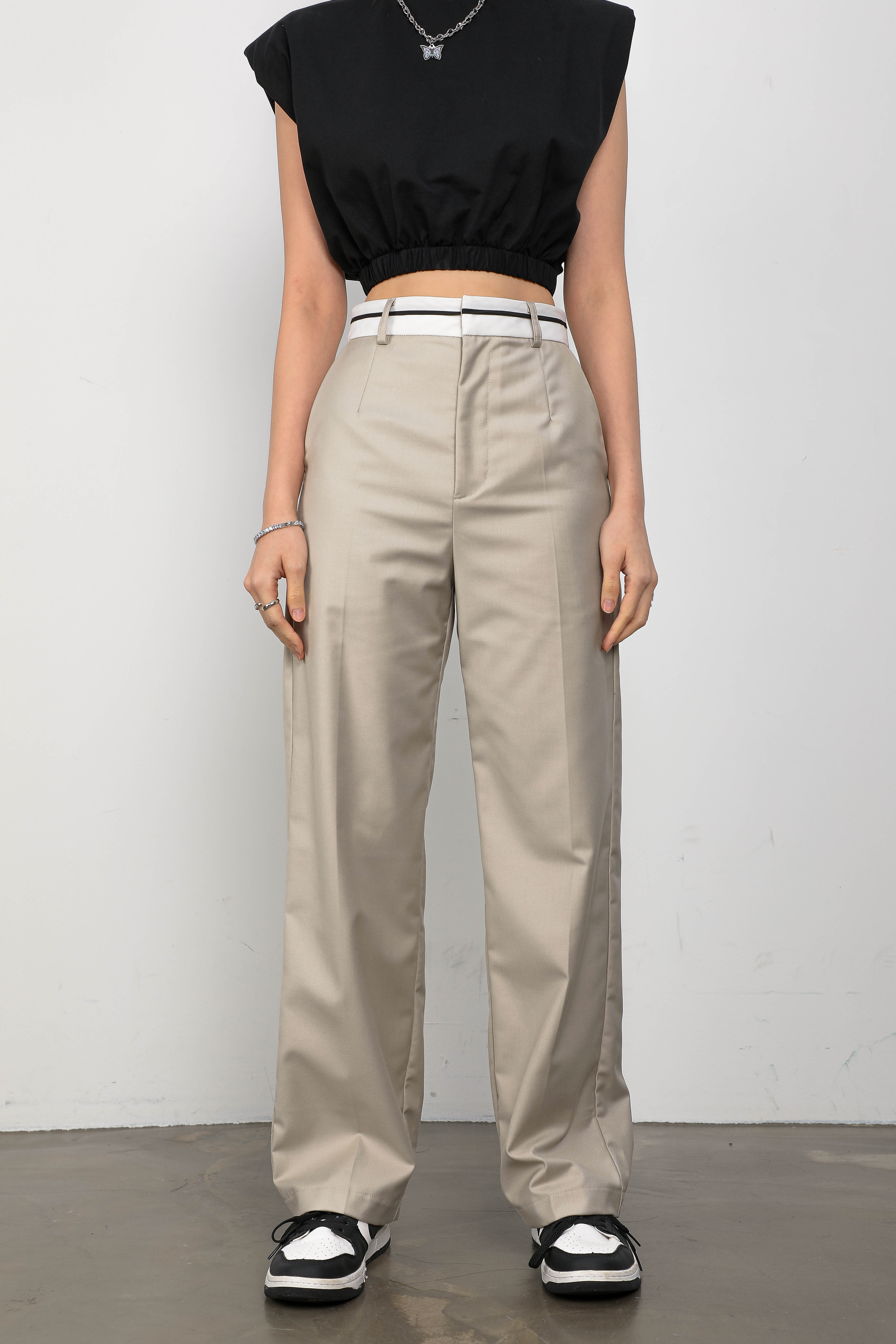 CONTRABAND PANTS (STONE BEIGE)