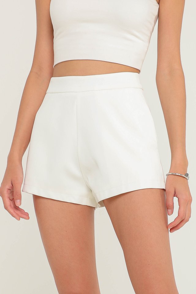 HEX HIGH WAISTED SHORTS (WHITE)