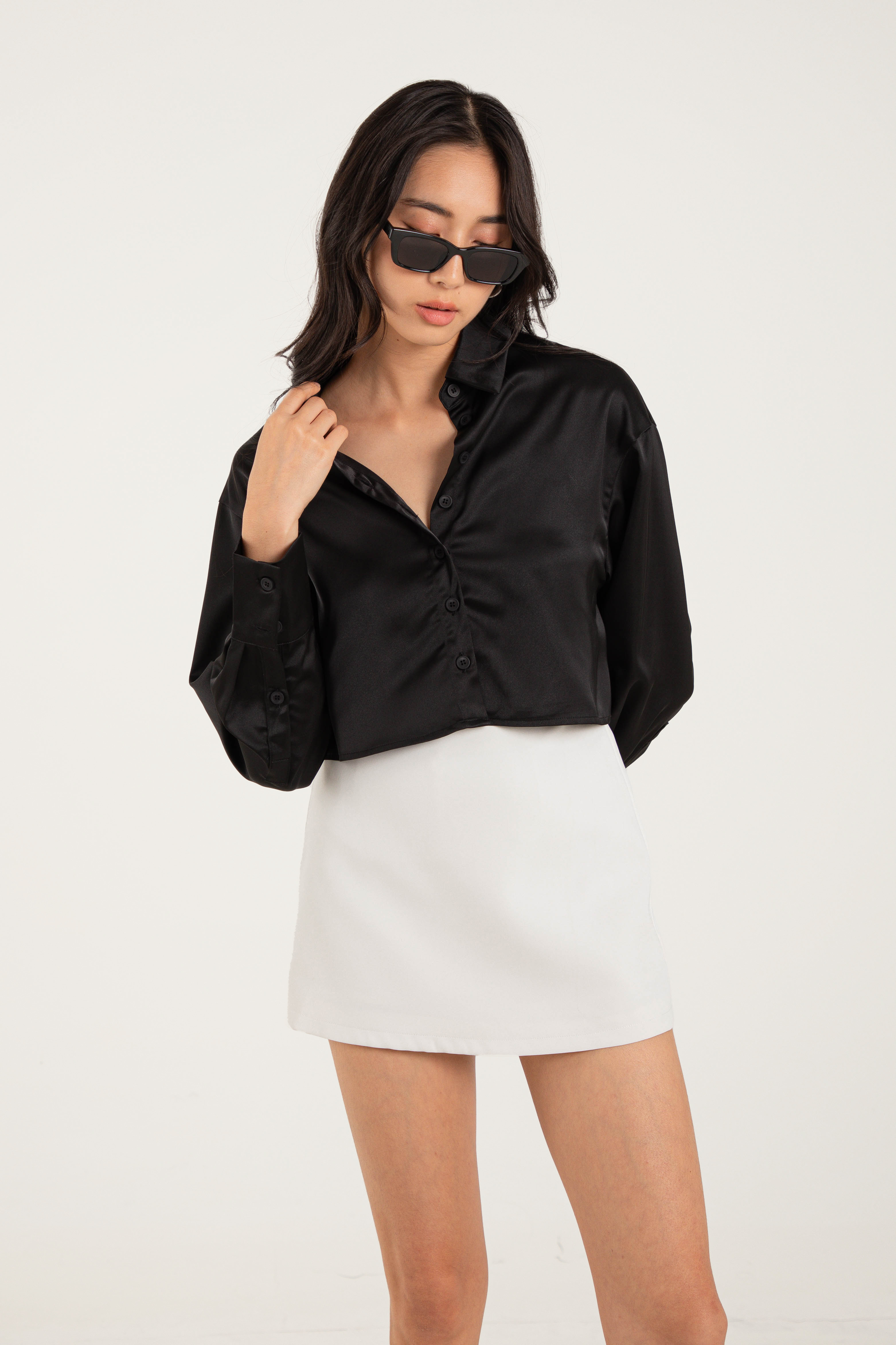 BUTTON BACK SATIN SHIRT (BLACK)