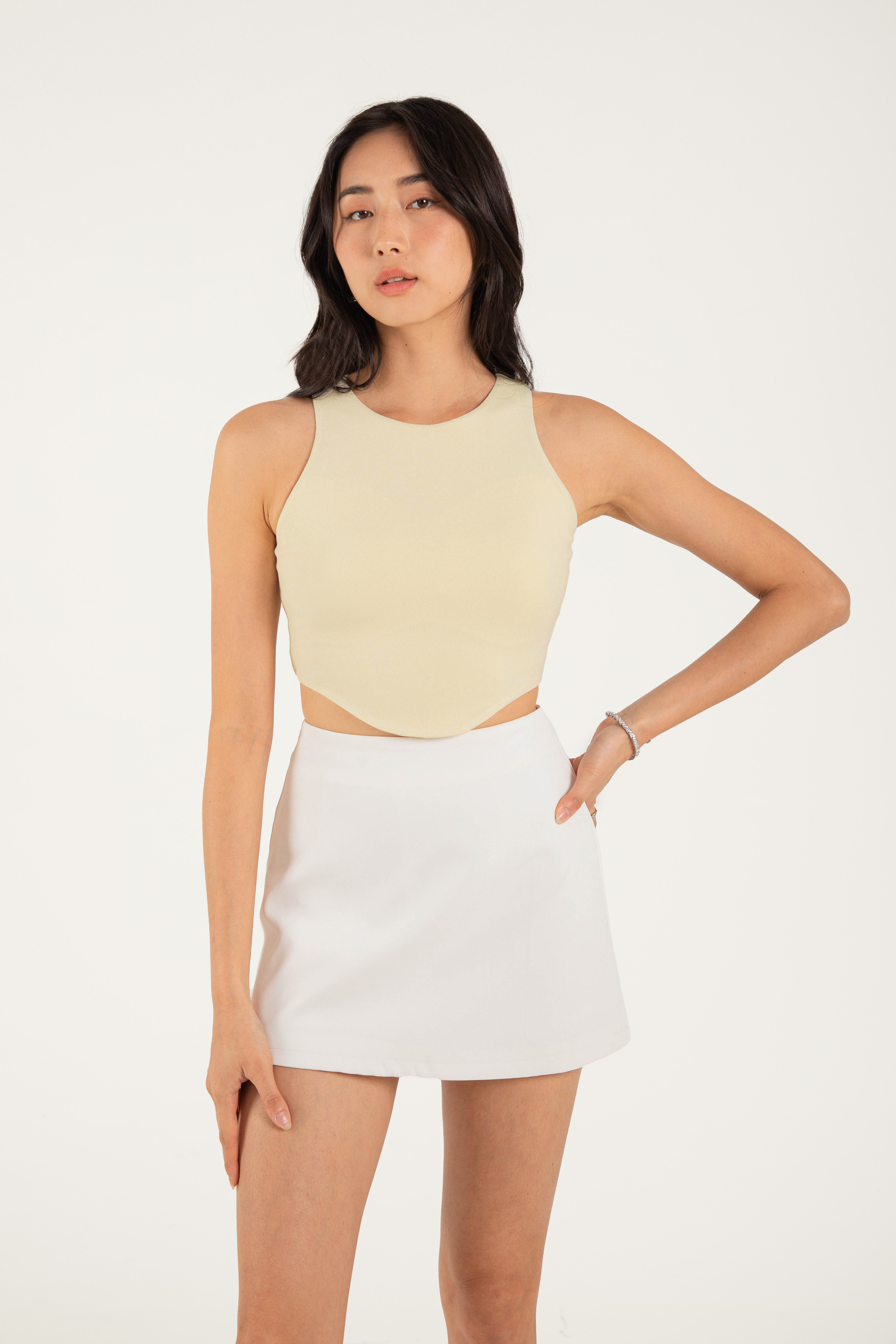 COLE CURVE HEM RACER TOP (PALE YELLOW)