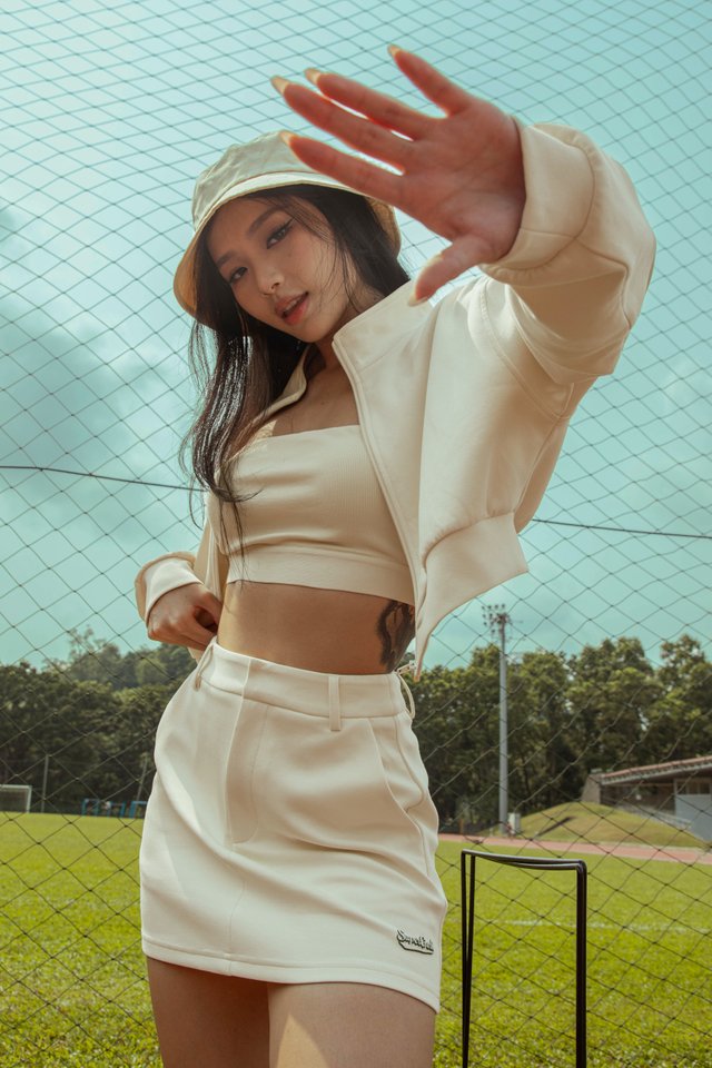 SWEETIE CROP JACKET (CREAM)
