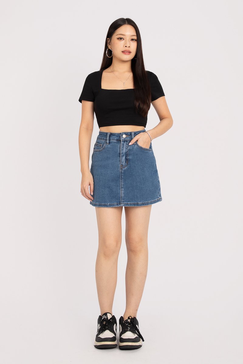 CLAUDIE PADDED CROP TOP (BLACK)