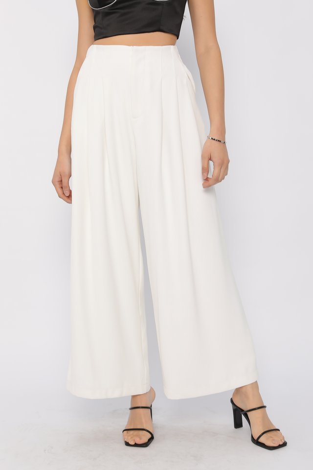 DANE DARTED FLARE PANTS (OFF WHITE)
