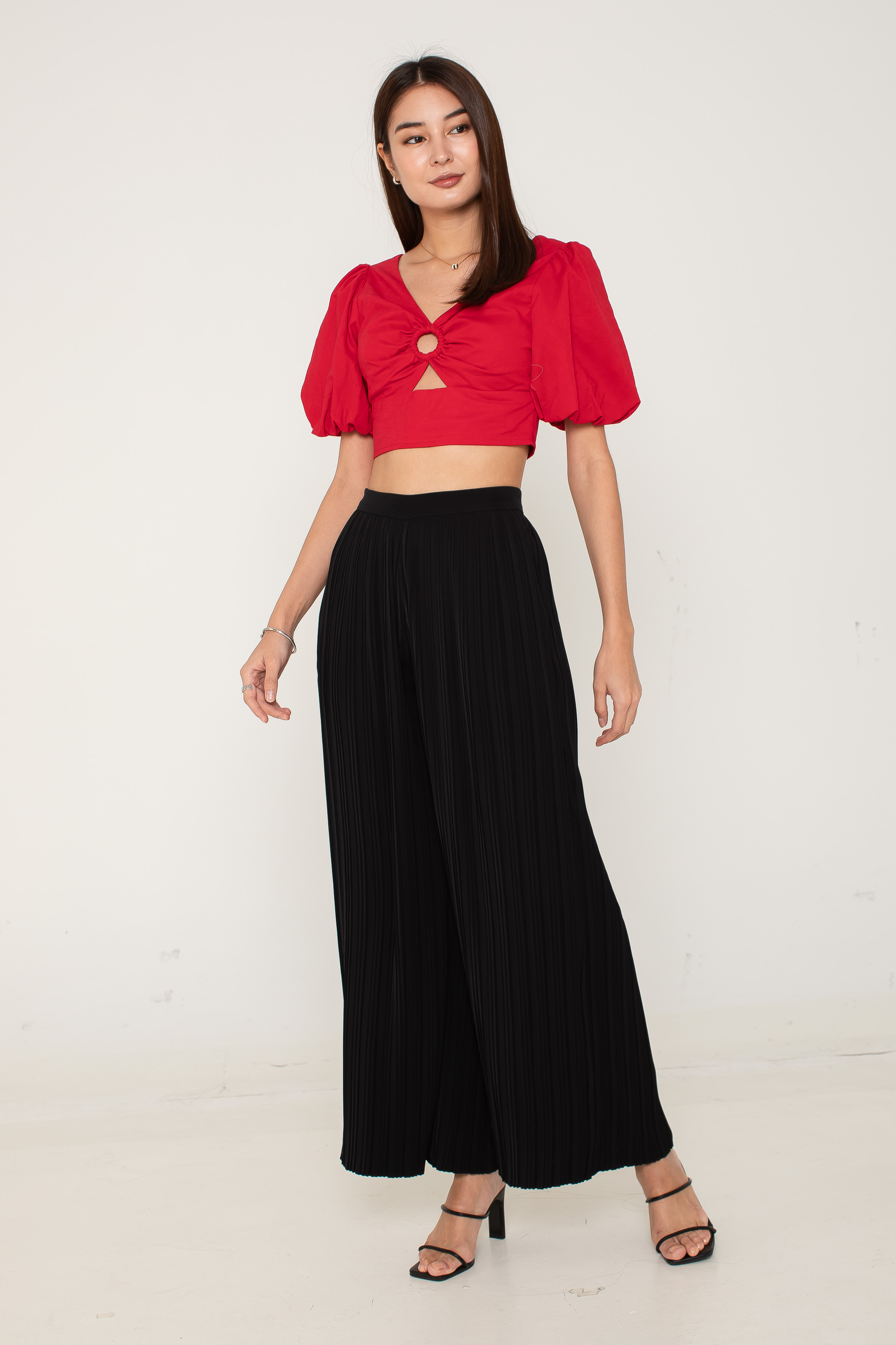 KEIA KEYHOLE TOP (RED)