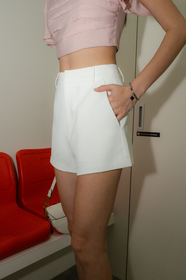 *BACKORDER* TRISTEN TAILORED SHORTS (WHITE)