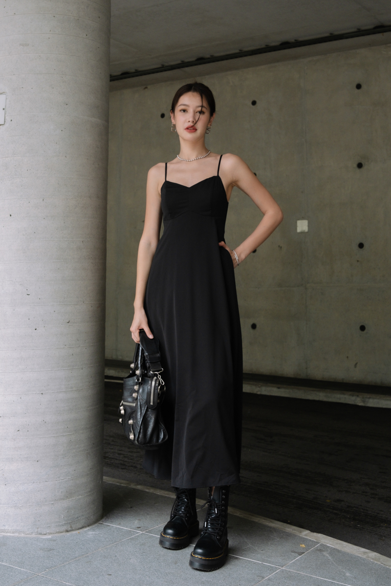 FLORENCE PADDED MAXI DRESS (BLACK) 