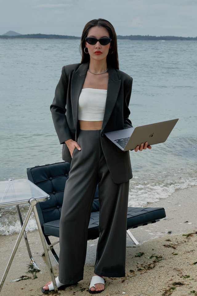 CAXS TAILORED BLAZER (DARK GREY)