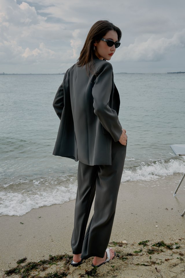 CAXS TAILORED BLAZER (DARK GREY)