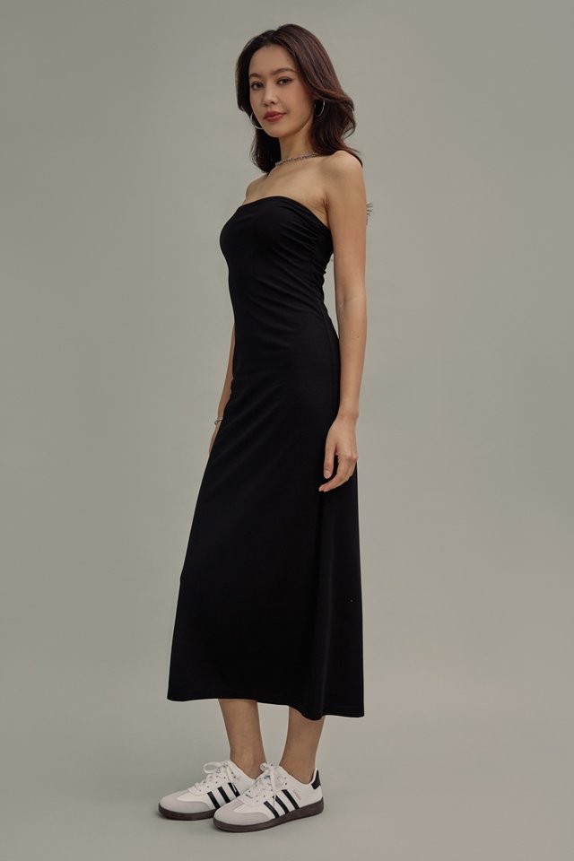 *BACKORDER* TRISIA TUBE PADDED MAXI (BLACK)