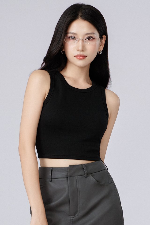 DOUBLE BUCKLE SLEEVELESS TOP (BLACK) 