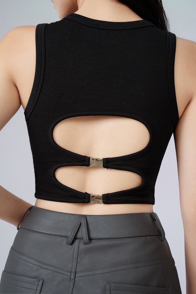 *BACKORDER* DOUBLE BUCKLE SLEEVELESS TOP (BLACK) 