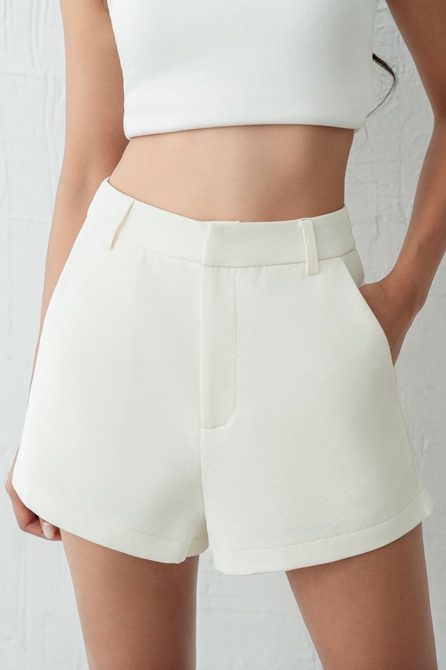 TRISTEN TAILORED SHORTS (BETON)