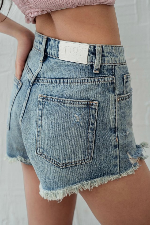 *BACKORDER* DAYLIGHT DENIM SHORTS (BLUE)