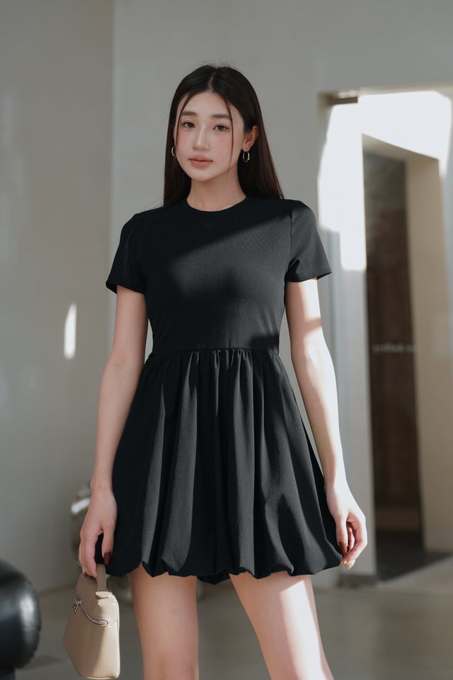 SLEEVED BUBBLE DRESS (BLACK)