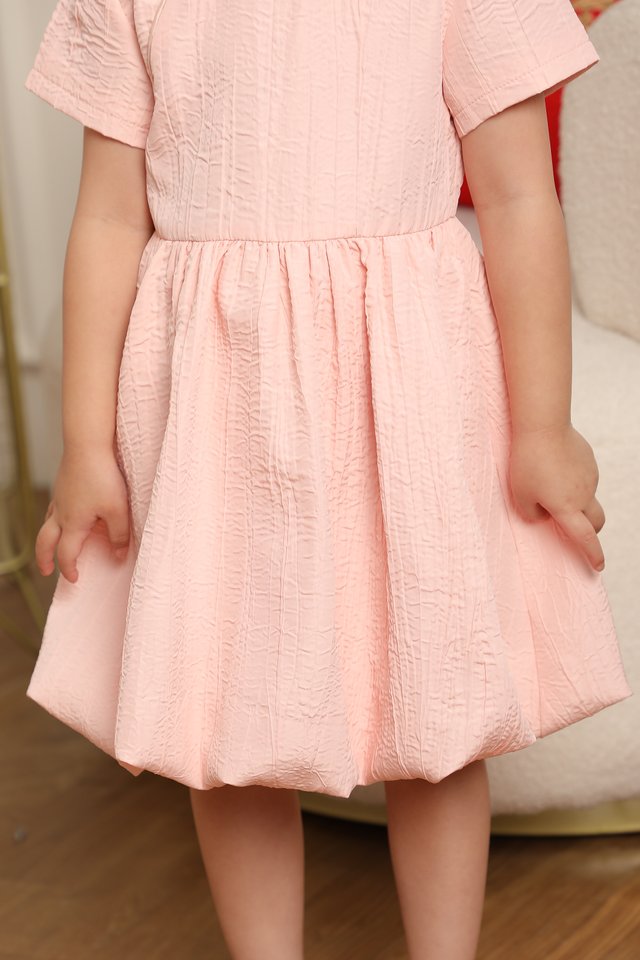 STUCCO BB GIRL DRESS (LIGHT PINK)