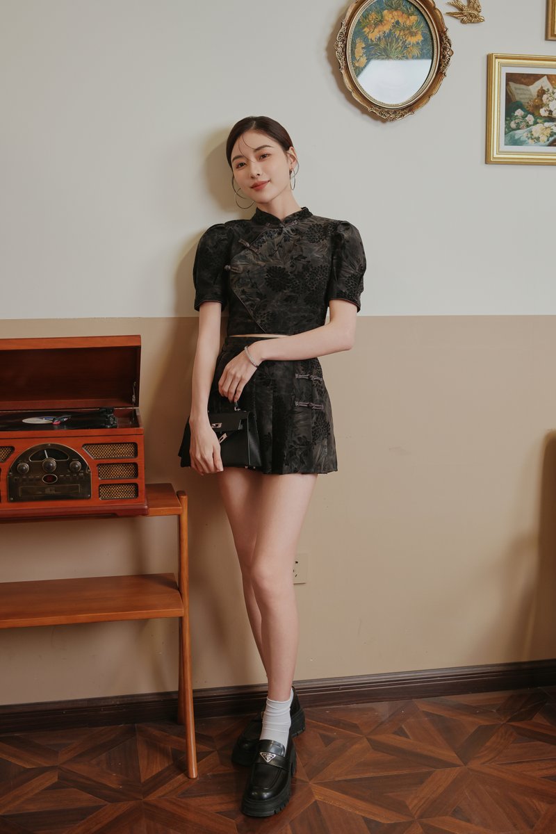 VELVETY QIPAO SKORTS (DARK GREY)