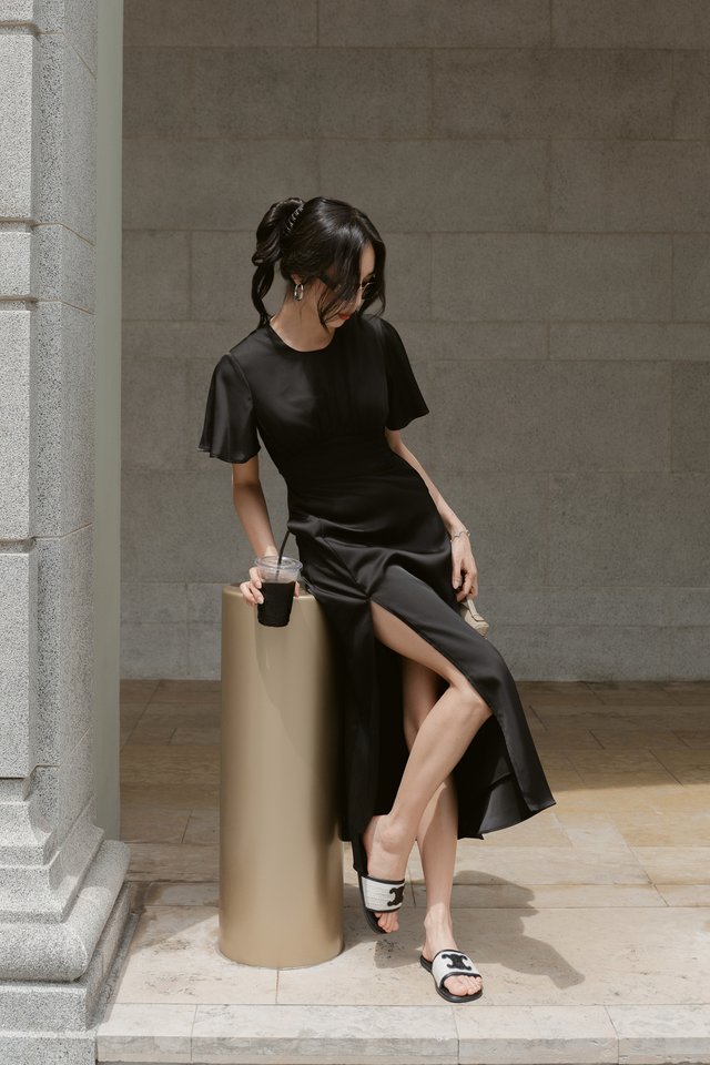 TRICIA TRIANGLE BACK DRESS (BLACK)