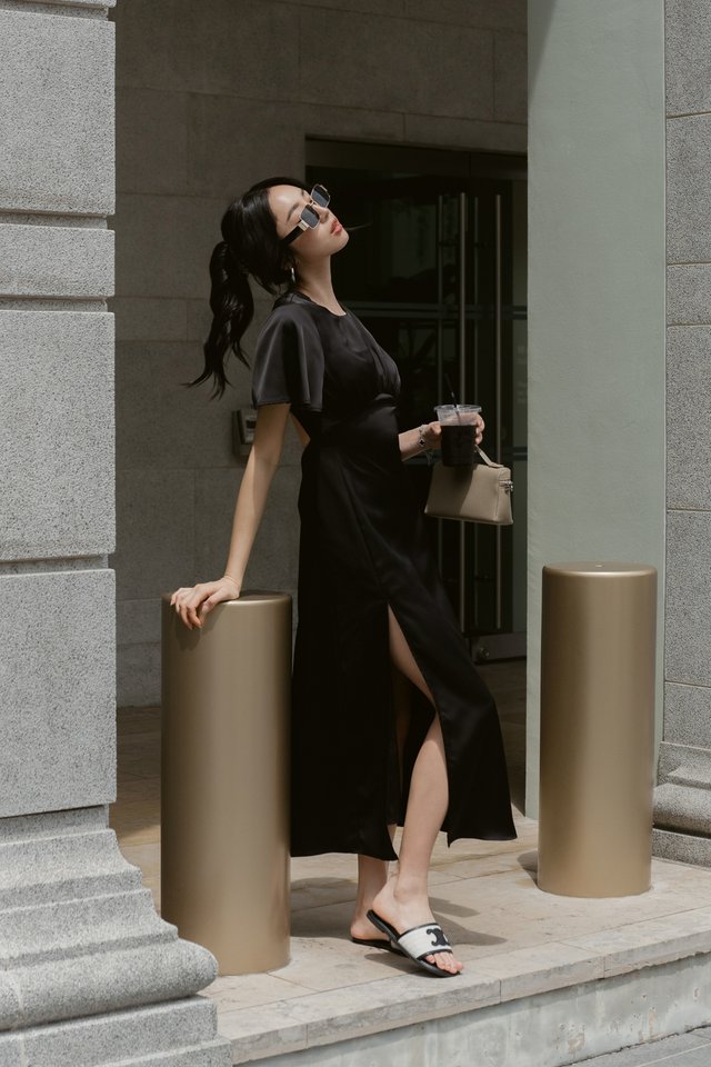 TRICIA TRIANGLE BACK DRESS (BLACK)
