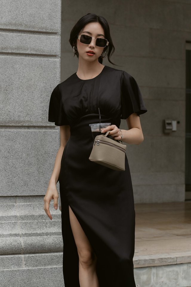 TRICIA TRIANGLE BACK DRESS (BLACK)