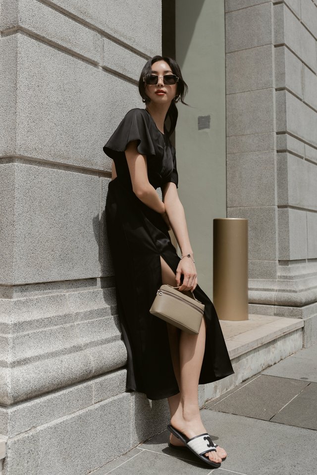 TRICIA TRIANGLE BACK DRESS (BLACK)