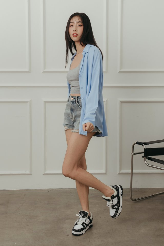 *BACKORDER* DAYLIGHT DENIM SHORTS (VINTAGE BLUE)