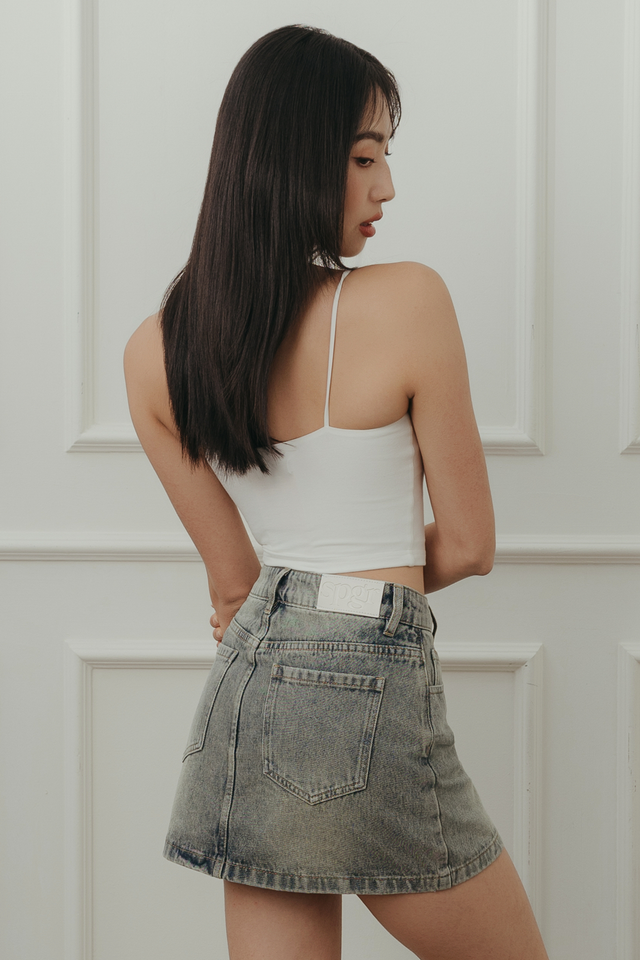 *BACKORDER* DELLAH DENIM SKORTS (VINTAGE WASH)