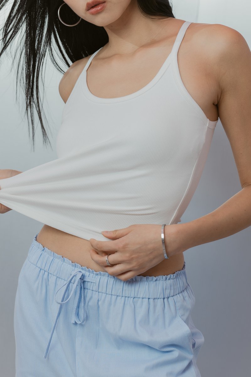 U-NECK RIBBED PADDED TOP (WHITE)