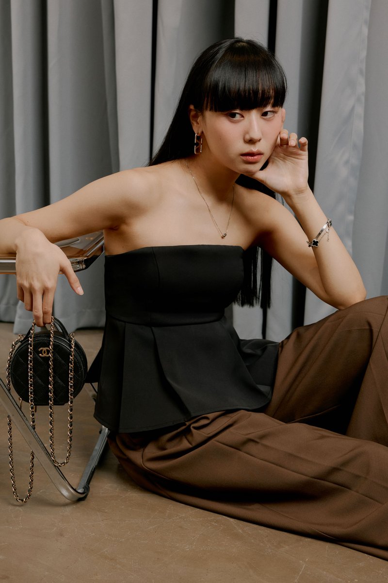 POSIE PLEATED PADDED TUBE TOP (BLACK)