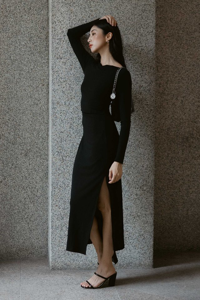 BRIA BOAT NECK MAXI (BLACK)