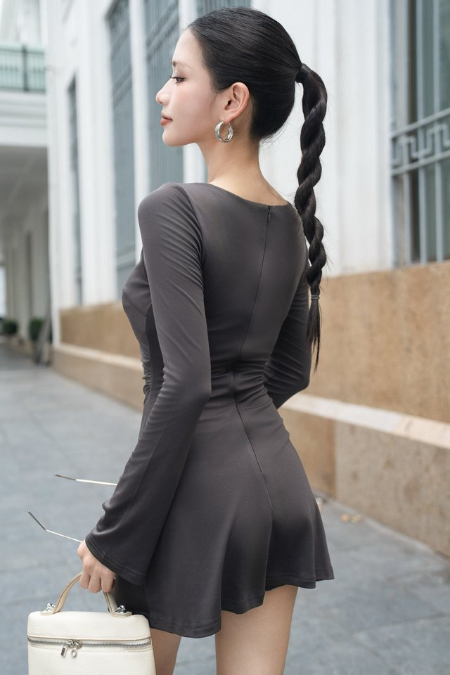 FLINDA FLARE SLEEVE ROMPER DRESS (GUNMETAL)