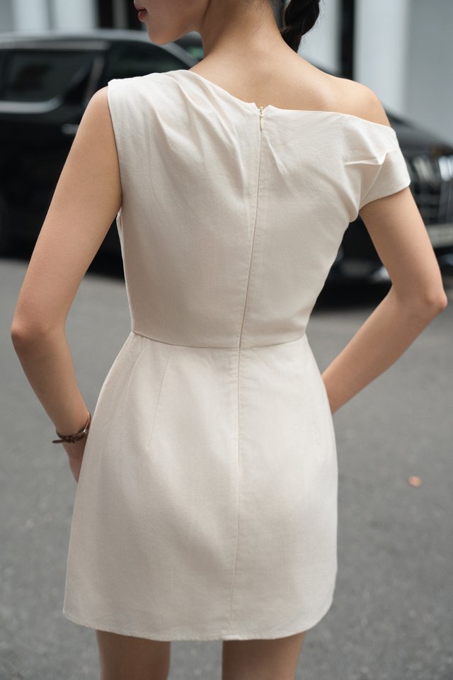 LUNA LINEN PADDED DRESS (OAT)