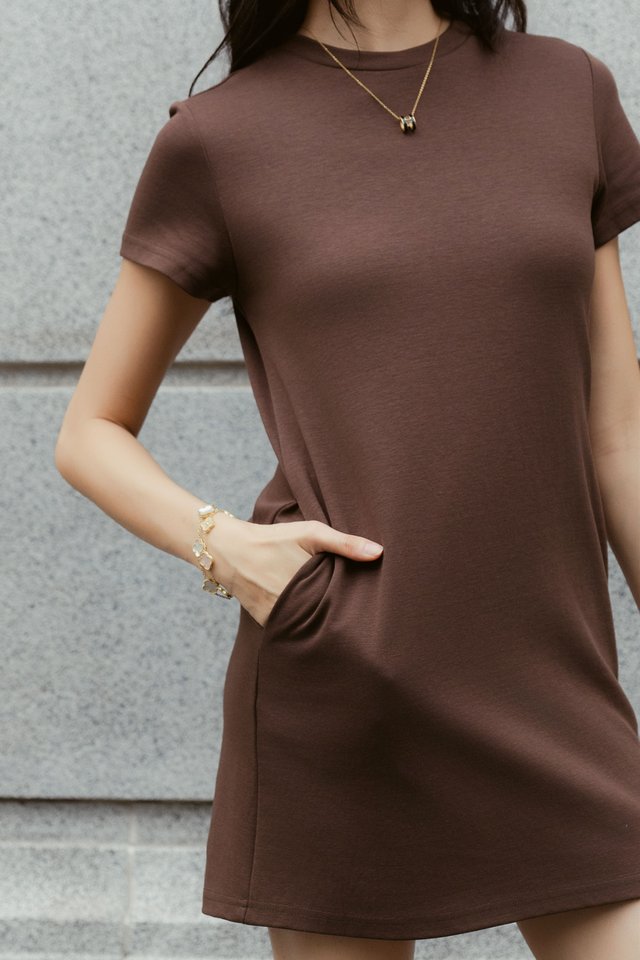 SHEELA SHORT SLEEVE DRESS (BROWN)
