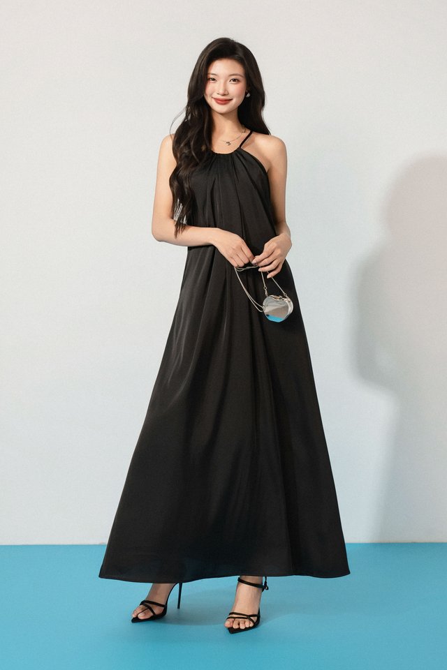 HELLY HALTER PADDED MAXI (BLACK)