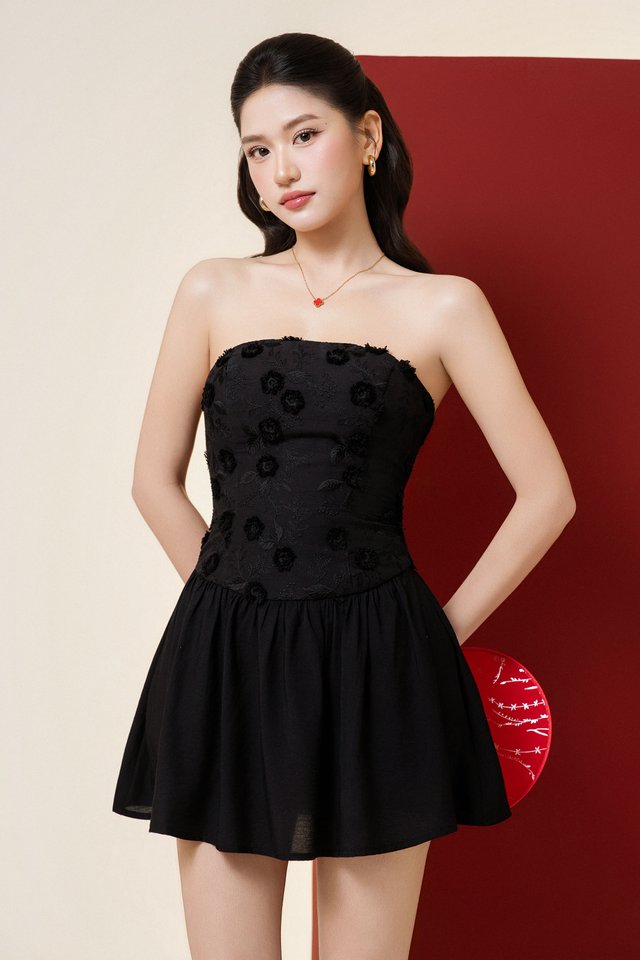 FLIR FLORAL MOTIF DRESS (BLACK)