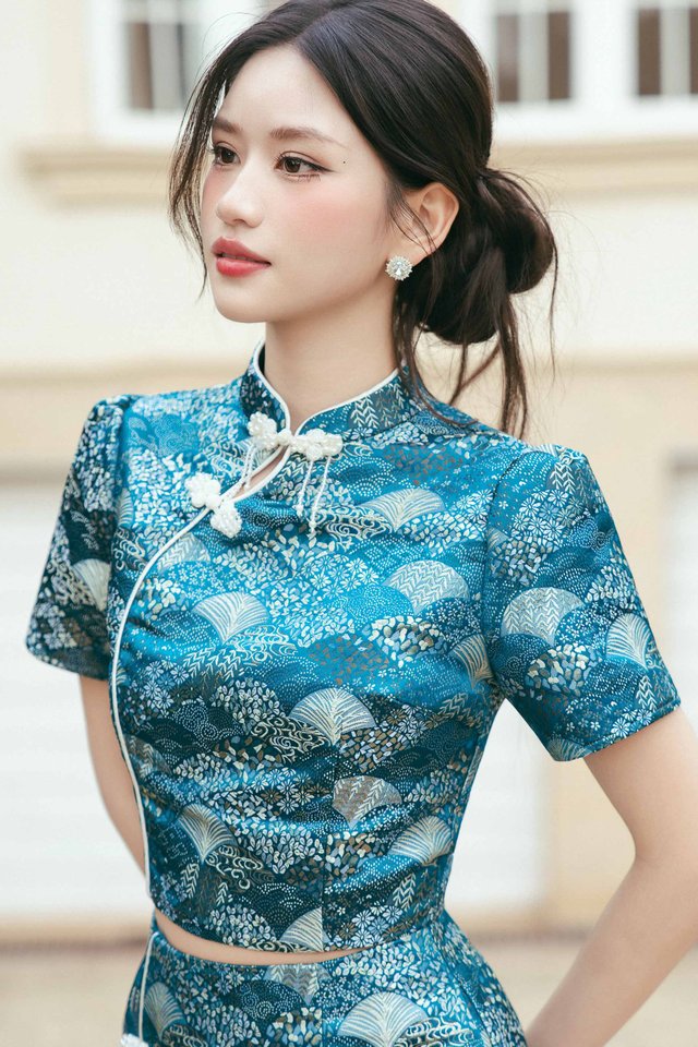 LITTLE EMERALD QIPAO TOP (EMERALD)