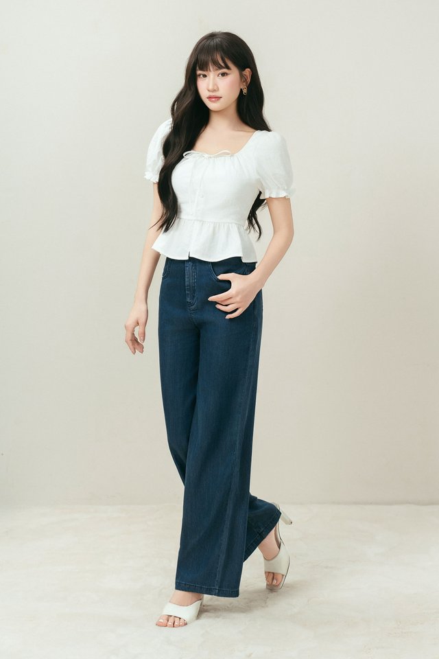 TYCE TIE FRONT PADDED TOP (WHITE)