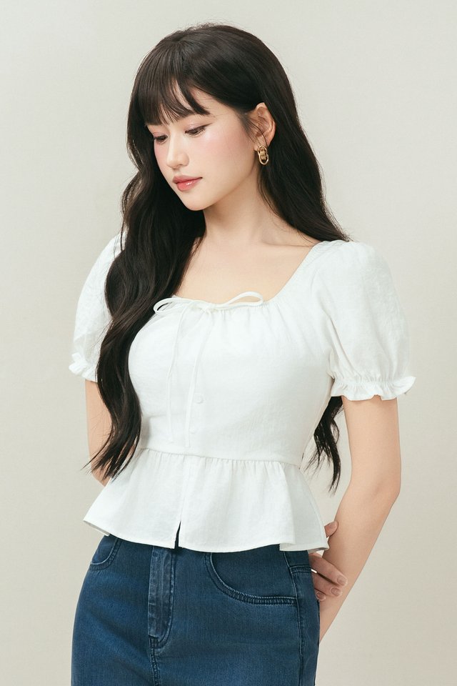 TYCE TIE FRONT PADDED TOP (WHITE)