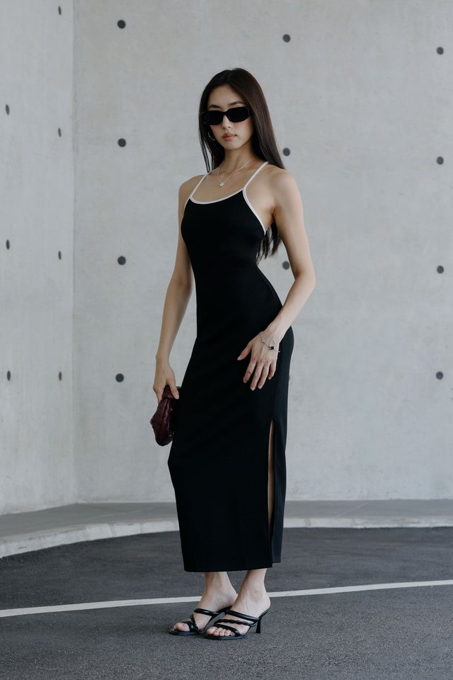 YURI Y-BACK PADDED MAXI DRESS (BLACK)