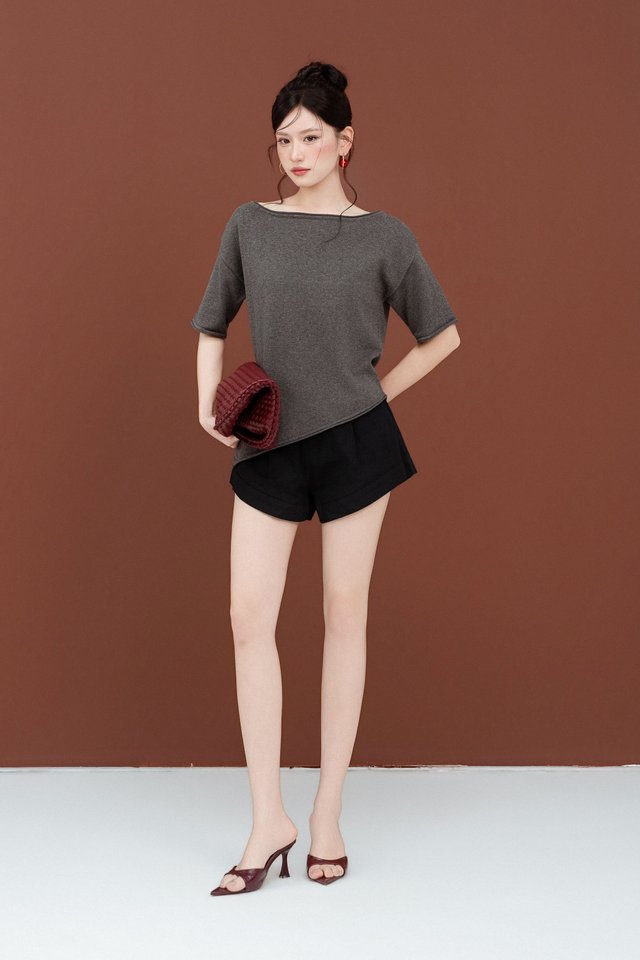 SOAH SLANTED KNIT TOP (BROWN)