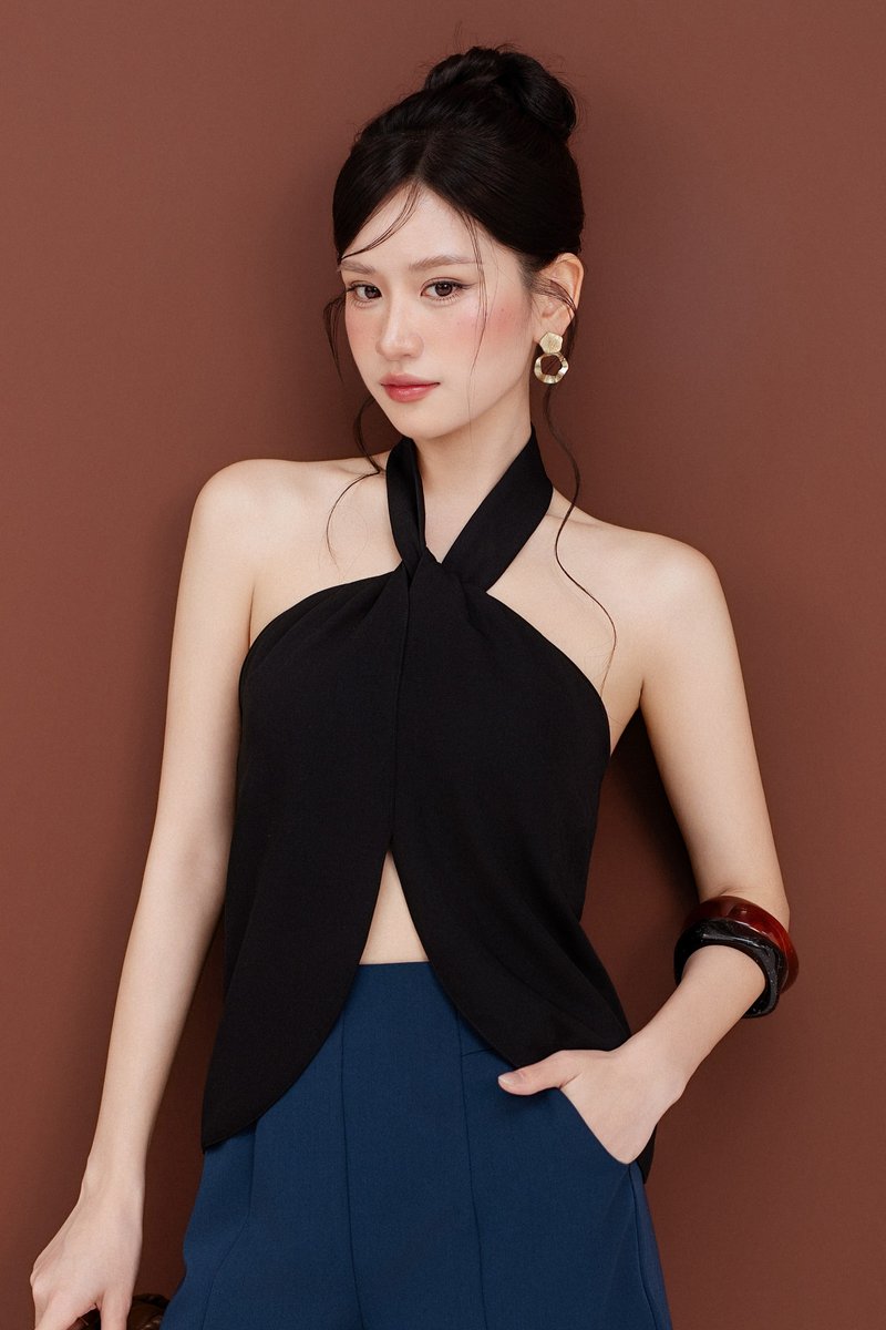 SHEA SPLIT ENDS PADDED TOP (BLACK)