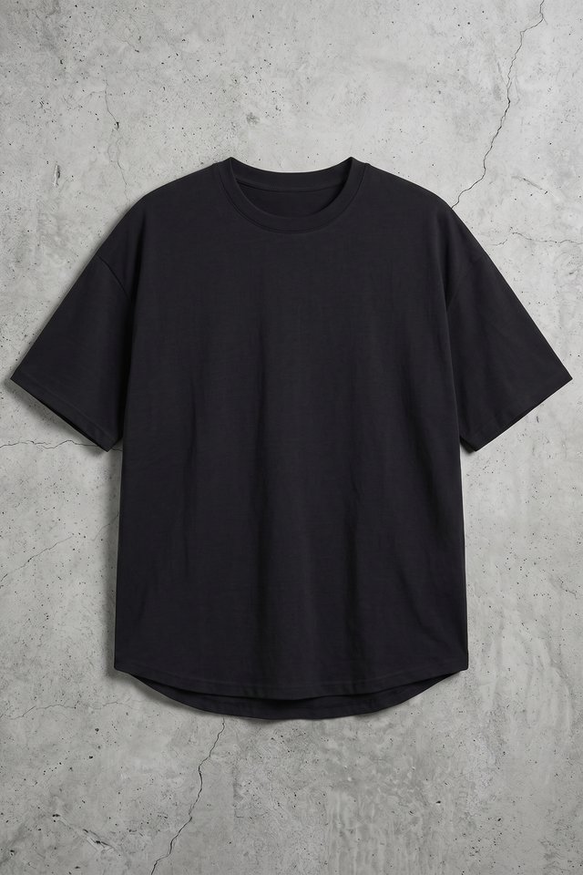 MENS CURVE HEM T-SHIRT (BLACK)
