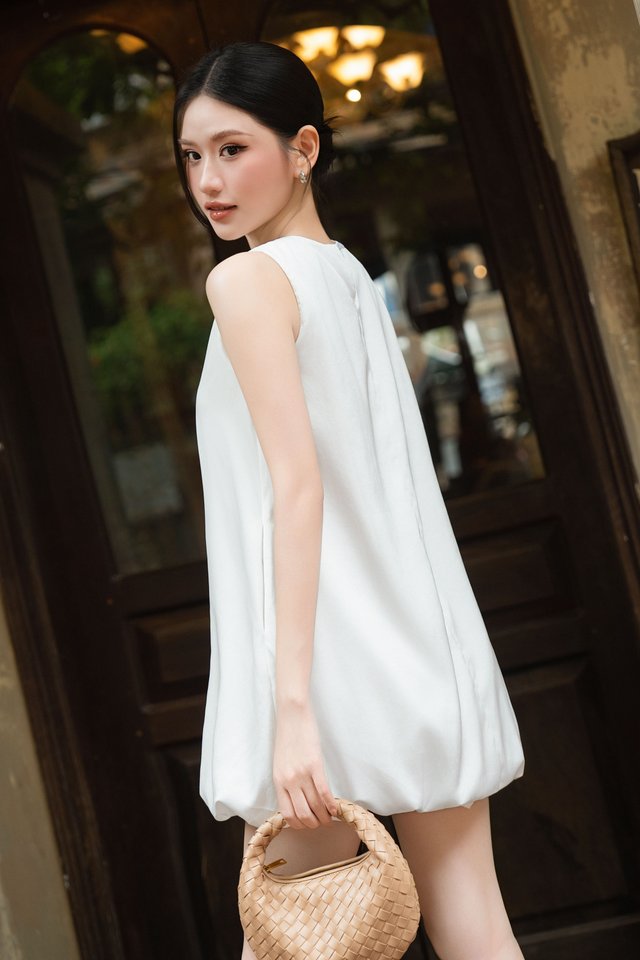 BALEN BUBBLE PADDED DRESS (WHITE)