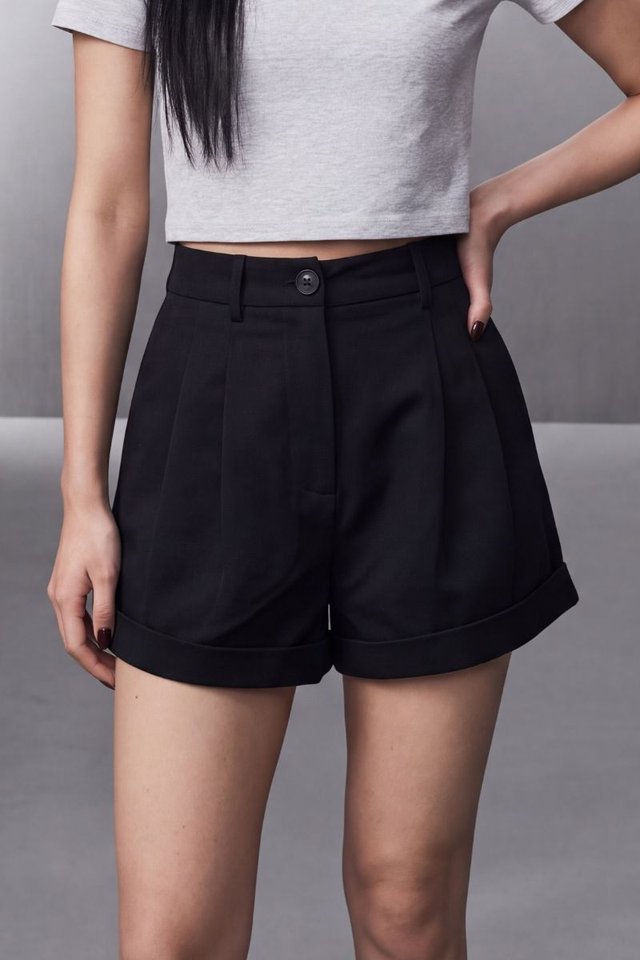 CHARLOTTE CHAMBRAY SHORTS (BLACK)