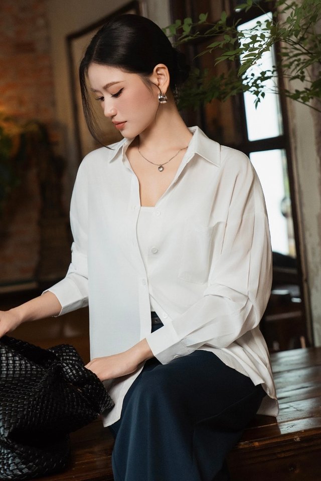 ULTRA SMOOTH COTTON SHIRT (WHITE)