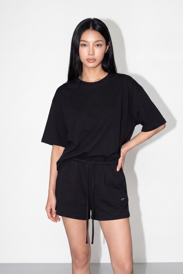OLSEN OVERSIZED T-SHIRT (BLACK)
